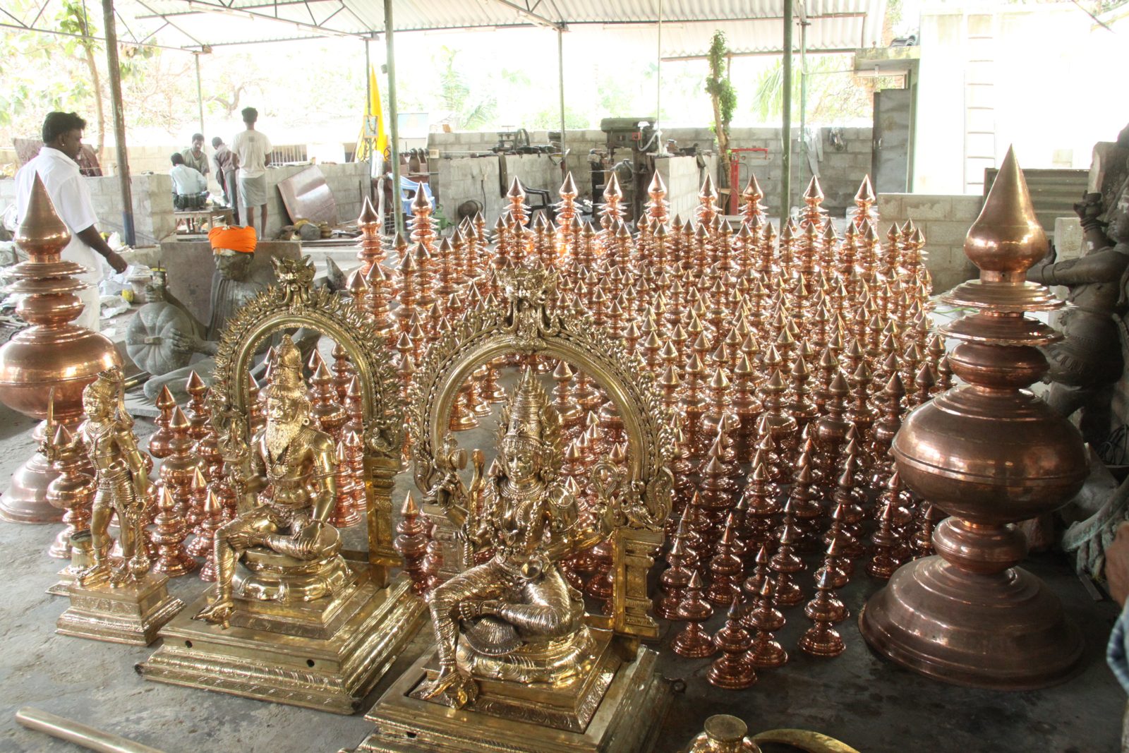 Muneeswarar & Angalamman Temple