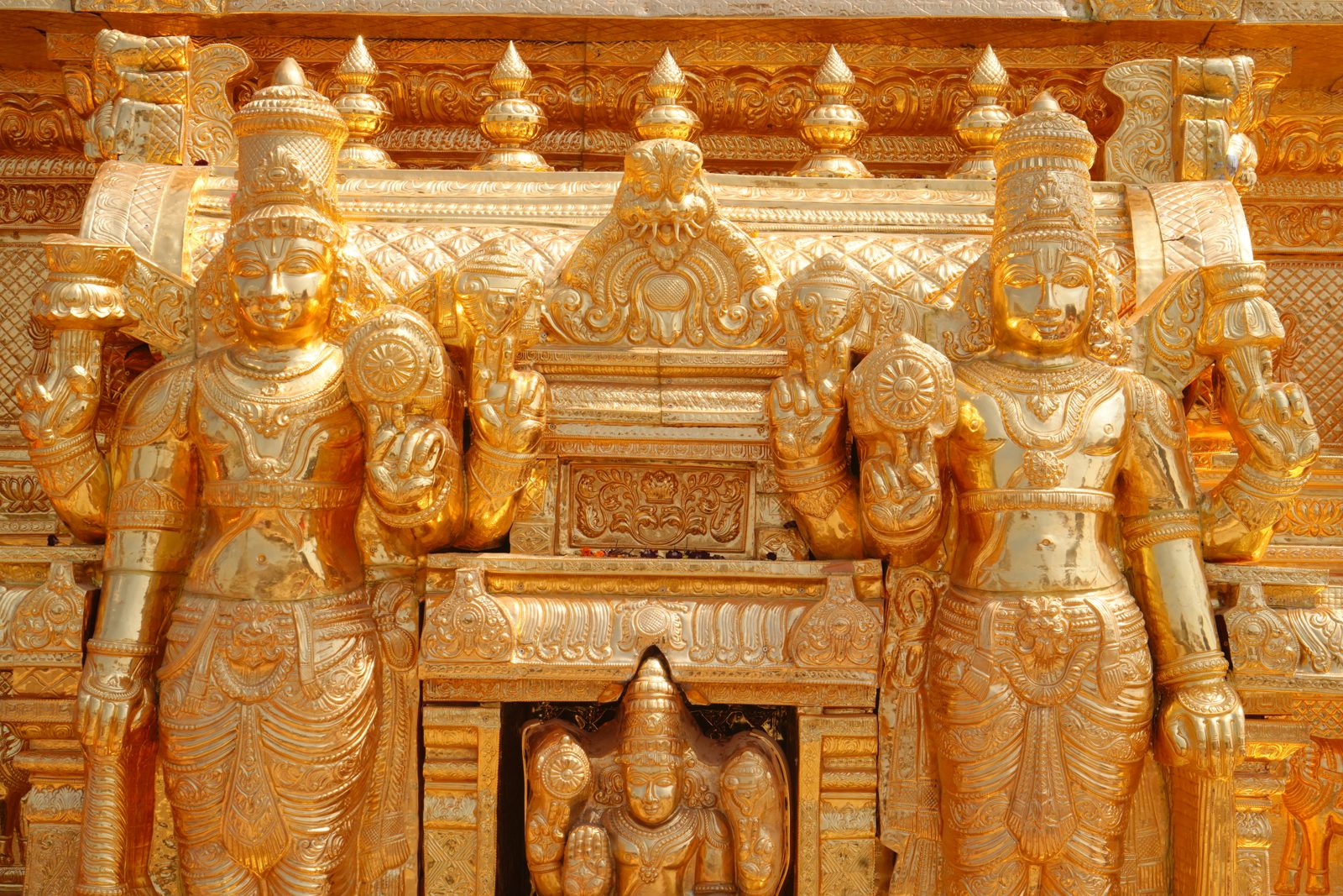 Yadadri Vimanam — India's largest gold-clad Vimanam, Yadadri Sri Lakshmi Narasimha Swamy Temple, Telangana (6)